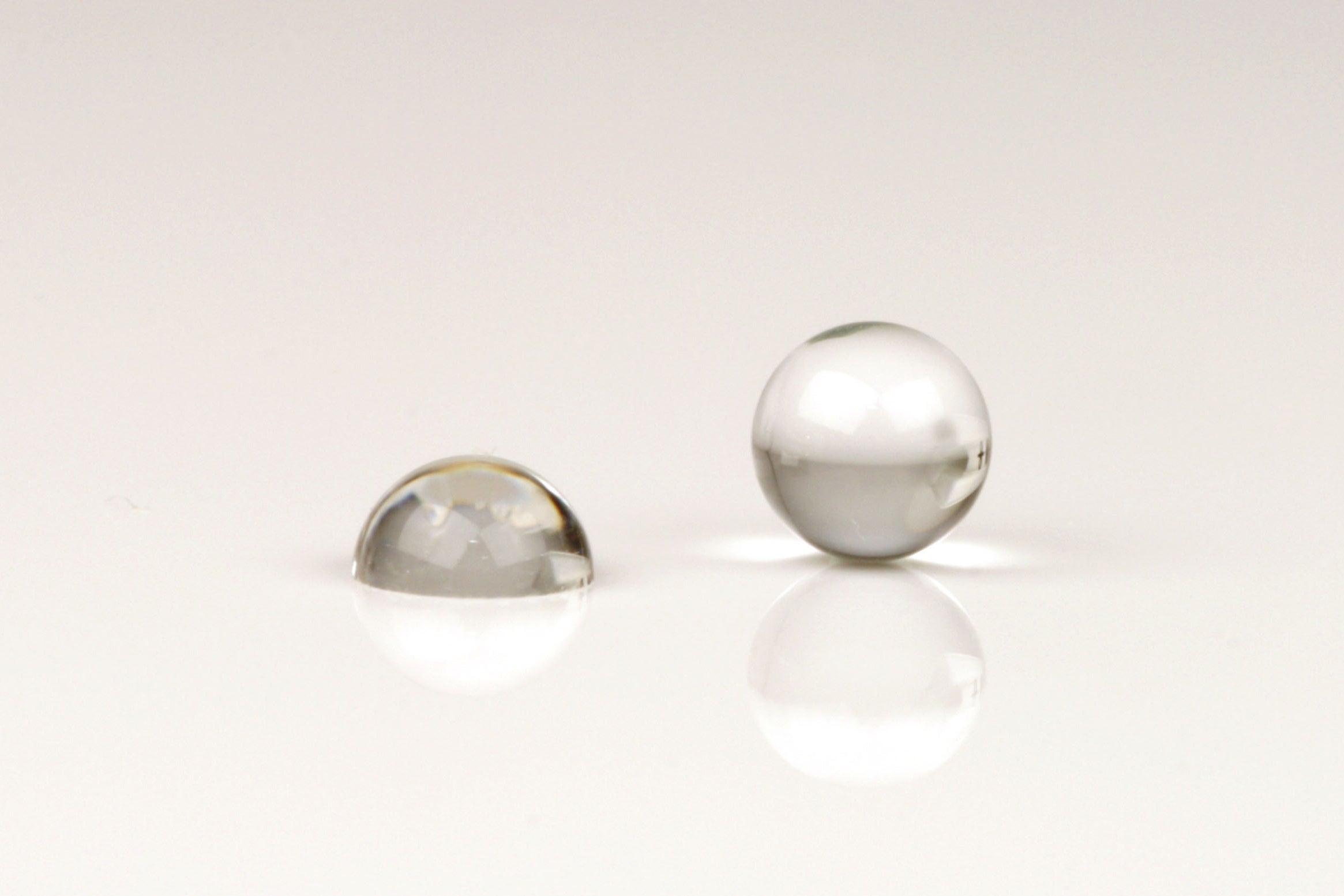 LAB3000-XS-Ball Lens, 3.0mmdia, grade10, AR@1310nm & 1550nm,LASFN9